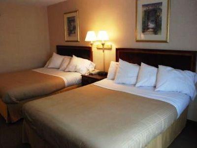 Holiday Inn Express Hotel & Suites Bloomington-Normal University Area By Ihg Esterno foto