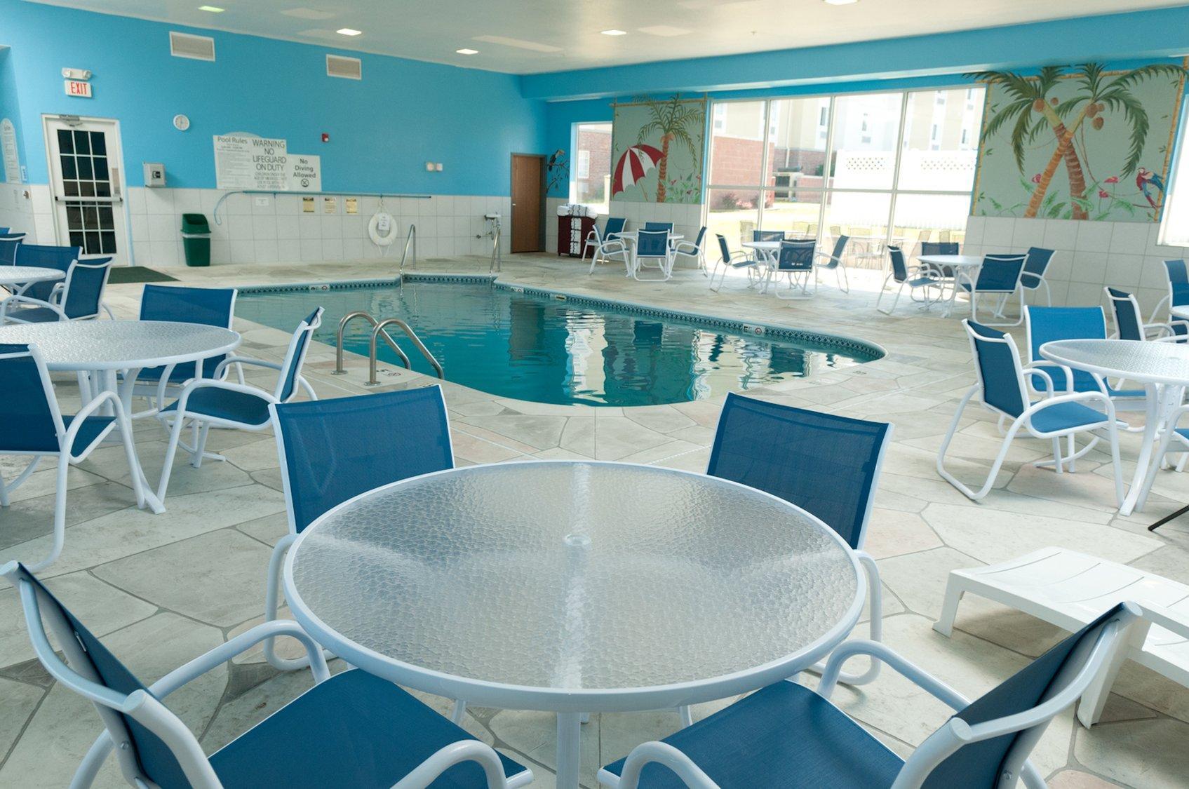 Holiday Inn Express Hotel & Suites Bloomington-Normal University Area By Ihg Esterno foto